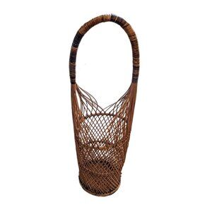 Vintage 60s Mid Century Modern 19” Woven Wicker Rattan Wine Bottle Carrier